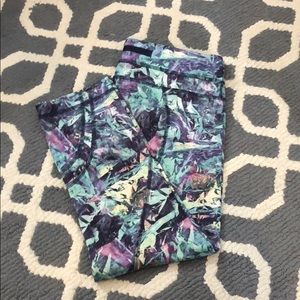 Multicolor Lululemon Pace Rival Crop